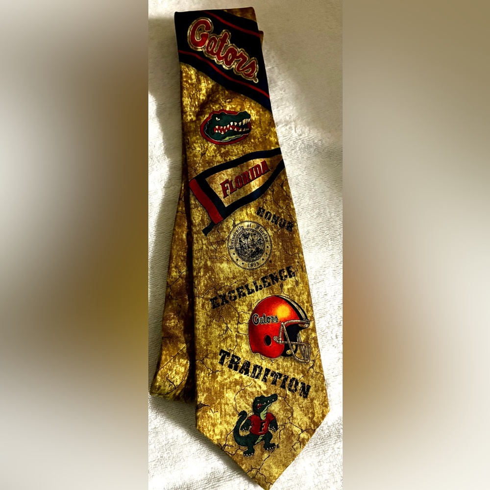 Florida Gators Themed 100% silk Tie